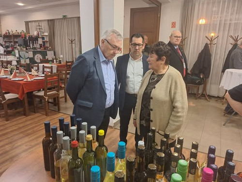 622071261 1262804422328538 757843531394322925 n.jpg?stp=dst jpg s590x590 tt6& nc cat=106&ccb=1 7& nc.jpg