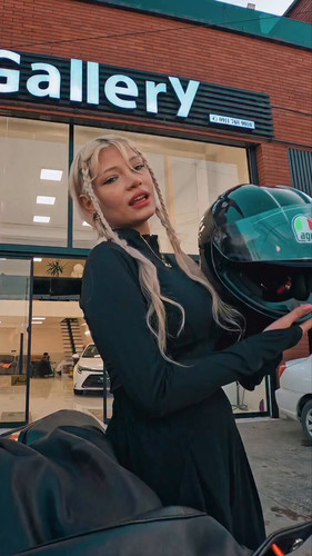 WQcX 3MuNDw5GOmw.jpg