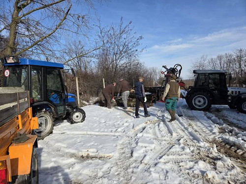 619260771 10230763506379881 5493725237048595863 n.jpg?stp=cp6 dst jpegr s590x590 tt6& nc cat=100&ccb.jpg