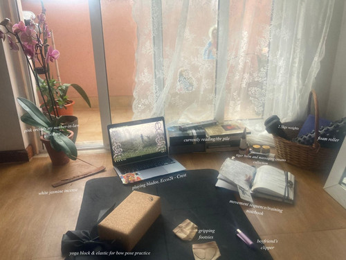 G iBgy7WgAAD48y?format=jpg.jpg