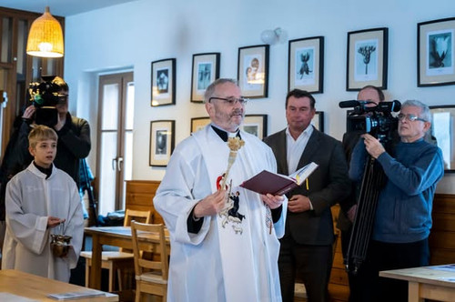 618547692 1335818221683844 976515096785298412 n.jpg?stp=dst jpg s590x590 tt6& nc cat=111&ccb=1 7& nc.jpg