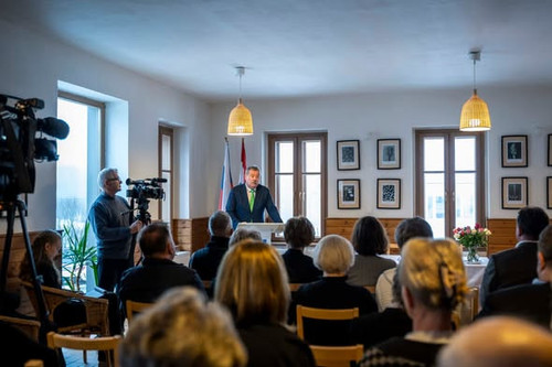 620117262 1335818088350524 5141207070382353778 n.jpg?stp=dst jpg s590x590 tt6& nc cat=111&ccb=1 7& n.jpg