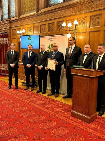 623271646 1514384683828076 2494167480546488517 n.jpg?stp=dst jpg s590x590 tt6& nc cat=102&ccb=1 7& n.jpg