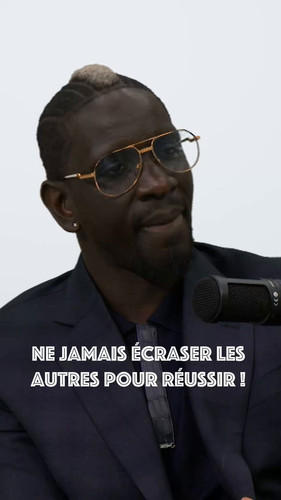 UpDq4d62lxK6EV3o.jpg