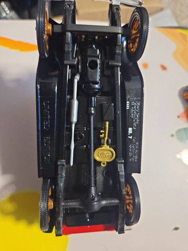 ef9648e56bfe.jpg