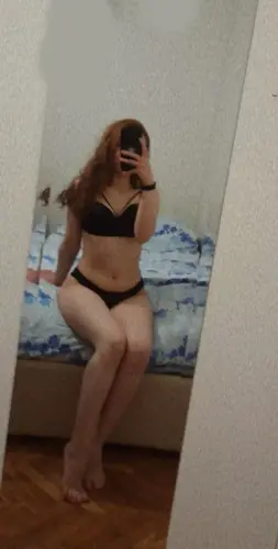 البوم نودز بنت عودها فرنساوي شكلها بنت ناس قالعة بتصور نفسها لصاحبها بتفرجيه جمال جسمها 18 519x1024