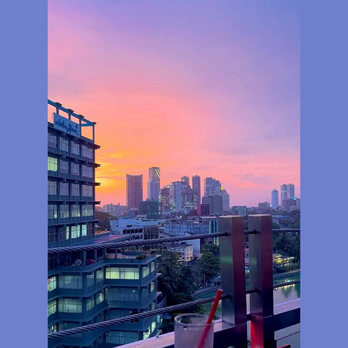 Y R6n2zIDNJQfSkL.jpg