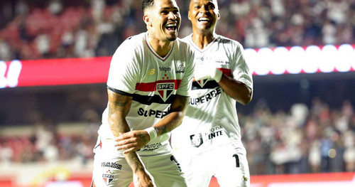 São Paulo brilha em clássico e complica a situação do Santos no Paulistão