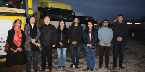 Temelli: Türkiye devlet sorumluluğuyla hareket etmeli, TIR’ların geçişine izin vermeli