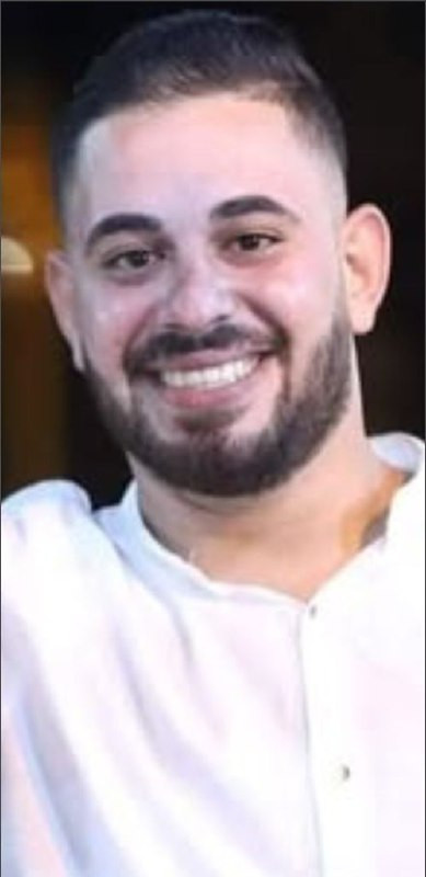 وفاة الشاب محمود الصادق قبل قليل عن عمر 28 عامًا، بشكل مفاجئ إثر سكتة قلبية حادة....