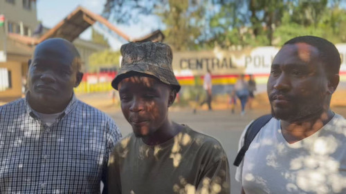 y cRXM4Hb 0R1fy2.jpg