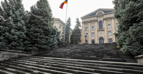 13407757788468015477?url=https%3A%2F%2Fhetq.am%2Fstatic%2Farticles%2F17%2F86%2F43%2Fl YkAc1SJJ2w.jpg.jpg