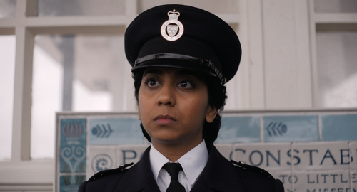 Wicked.Little.Letters.2023.1080p.BluRay.x265.10bit.DTS ADE.mkv 20251210 232240.530.png