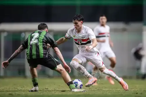 América-MG e São Paulo duelam emocionante na final da Copa do Brasil sub-20; veja as imagens!
