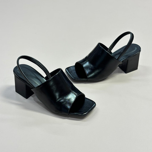 WhatsApp Image 2025 12 09 at 10.55.56 (1).jpg