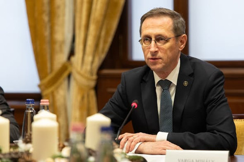 597899411 1432660231557215 5905020768265681114 n.jpg?stp=dst jpg s590x590 tt6& nc cat=104&ccb=1 7& n.jpg