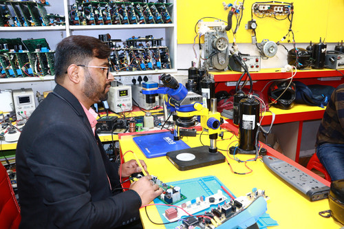 Ac PCB Repairing Course | Ac PCB Repairing Institute in Delhi.jpg