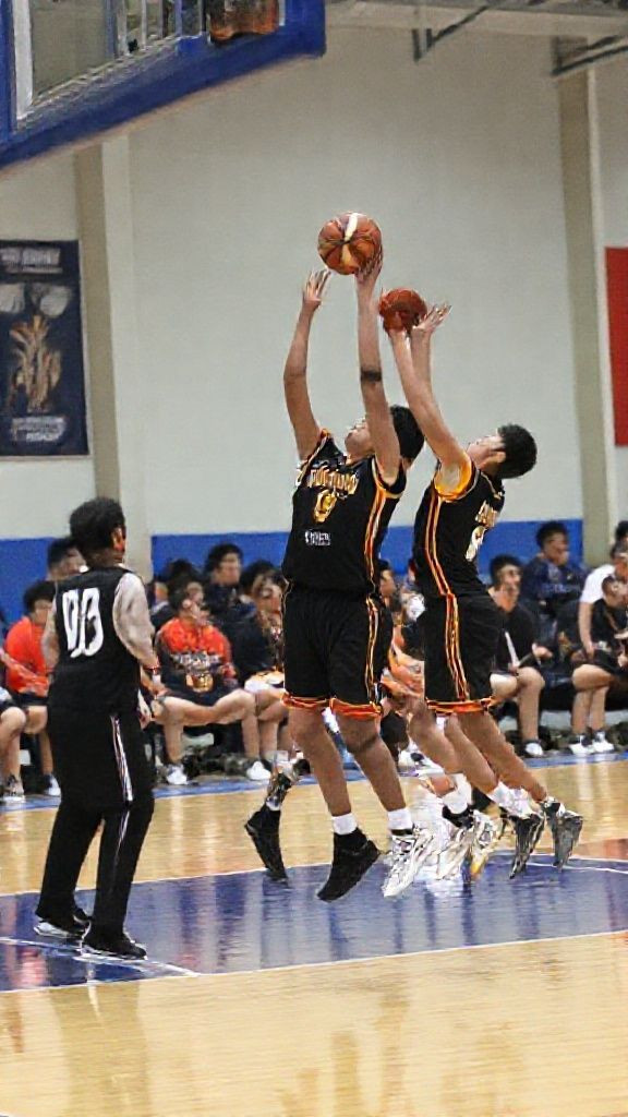 Bullpups sweep UAAP 88 Junior HS Basketball tourney
