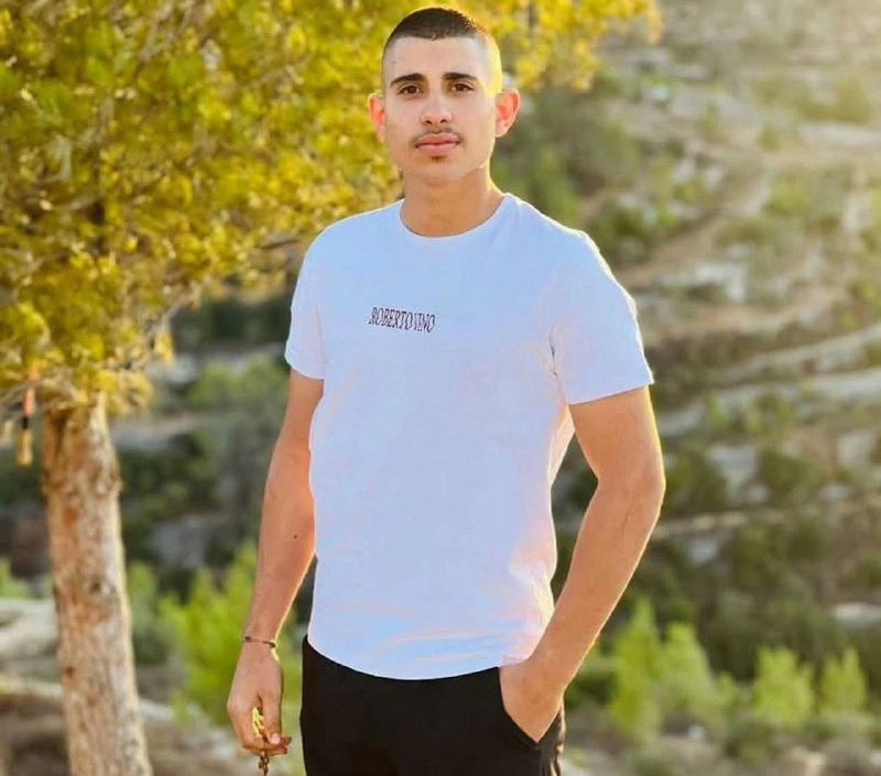 الأسير الشهيد عبد الرحمن سفيان محمد السباتين (21 عامًا) من بلدة حوسان في بيت لحم والذي استشهد في سجون الاحتلال ليرتفع عدد شهداء الحركة الأسيرة منذ عام...