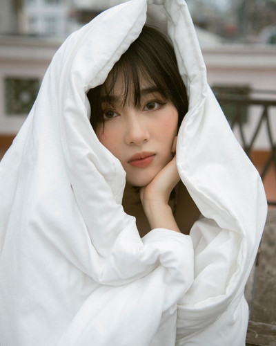 joni.graphy 5 CKl0vykF Gq .jpg