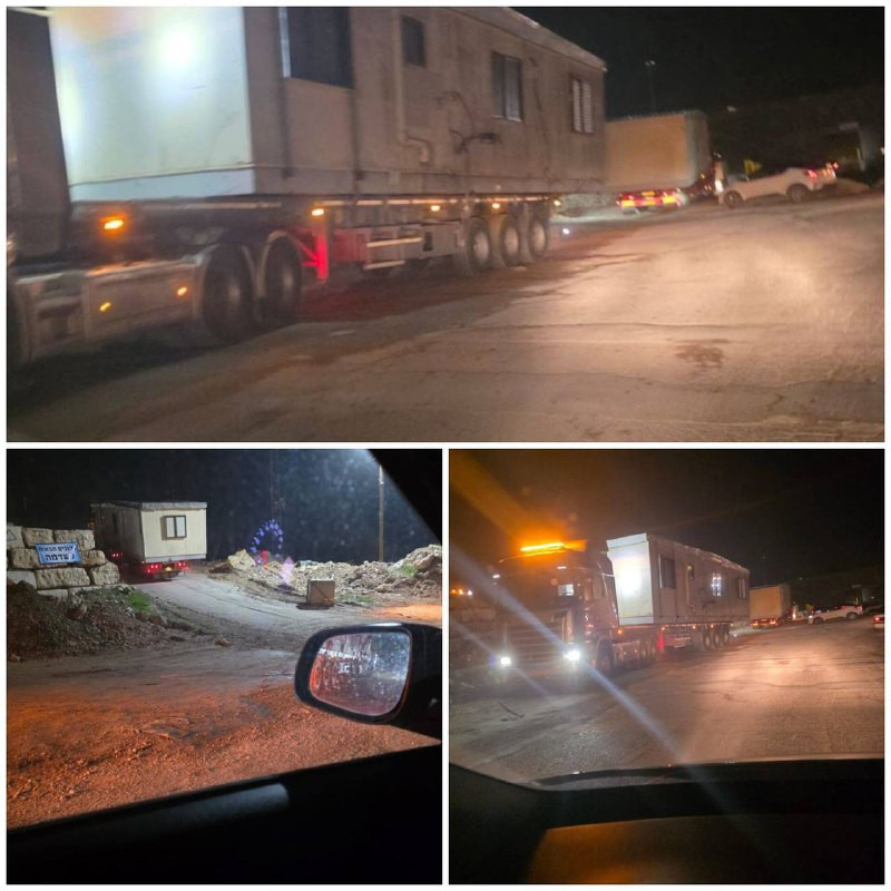 صور | المستوطنون ينقلون عددًا من المنازل المتنقلة؛ لتوسيع البؤرة الاستيطانية المقامة في منطقة عش غراب شرق بيت ساحور، في بيت لحم....