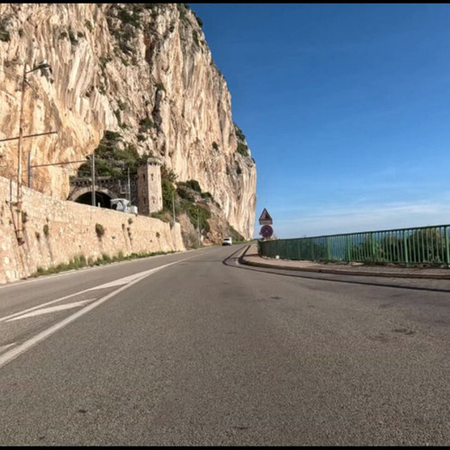 Z3cbKs jZMlufbqq.jpg