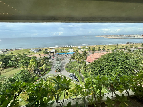 G j8Jy0bsAACbaS?format=jpg.jpg