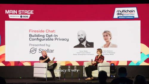 GX6N4s ptUx5mRkt.jpg