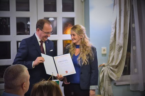 613995597 1456598195820140 2692021886716302393 n.jpg?stp=dst jpg s590x590 tt6& nc cat=111&ccb=1 7& n.jpg