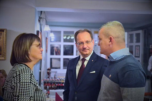 615458649 1456599005820059 4238564818729839797 n.jpg?stp=dst jpg s590x590 tt6& nc cat=101&ccb=1 7& n.jpg