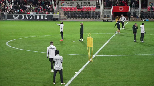 UkG7HXo mTkB UdA.jpg