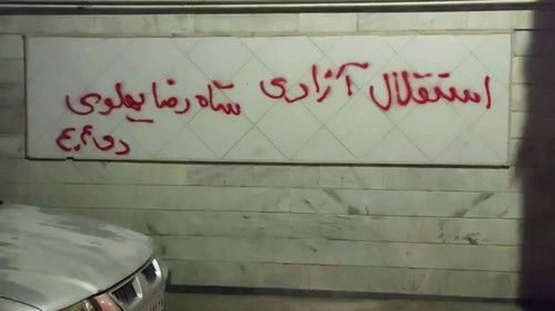 c7GN3QYesHJAUQY7.jpg