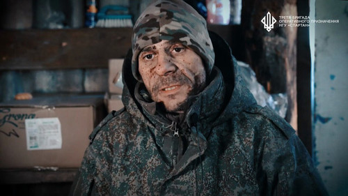 64Hl07 b6YzahVfU.jpg