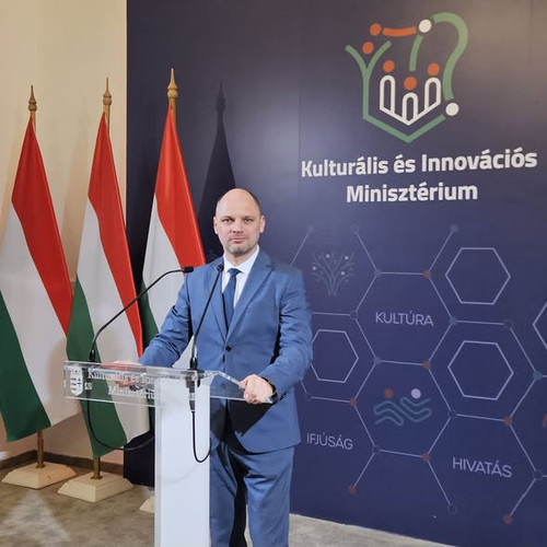 615400776 1379949780810309 4357781759558975135 n.jpg?stp=cp6 dst jpg s590x590 tt6& nc cat=110&ccb=1 .jpg