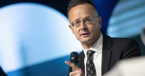 13827682488189263781?url=https%3A%2F%2Fcivilek.info%2Fwp content%2Fuploads%2F2025%2F11%2Fszijjarto p.jpg