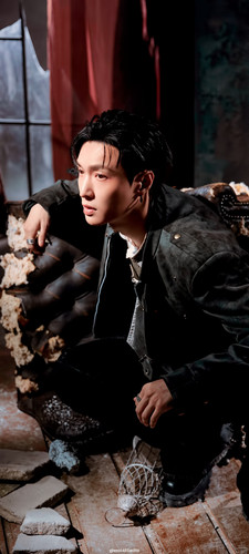YIXING CROWN TEASER 2 LOCK 2 Edit.jpg
