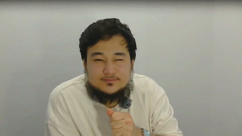 XfcnR8CcAIBardOF.jpg