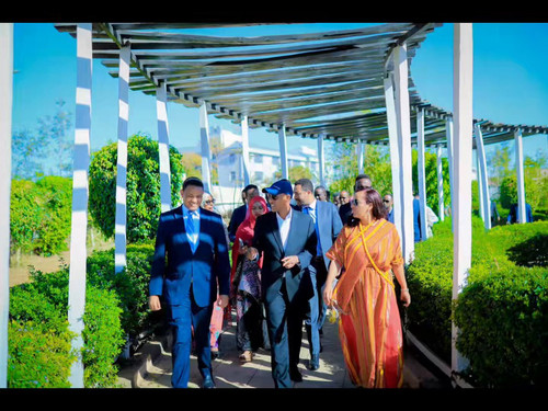 o9hgPlr4CDy71Tl .jpg