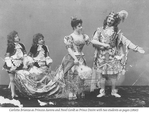 G sfBFEbQAo4kPO?format=jpg.jpg