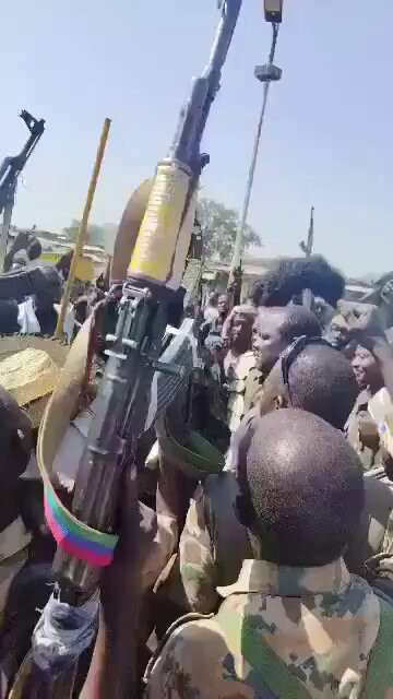 uJwxPGNqS jxVLjp.jpg