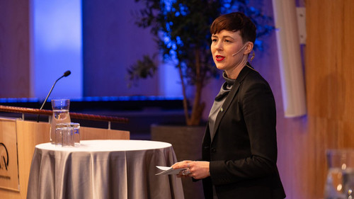 G uB9GoXgAEEt7r?format=jpg.jpg