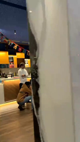 zduaRAc 32iDlCb4.jpg