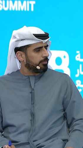 OtxJiYg016 TNhmL.jpg