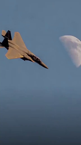 tfFUCJ3Z0wHs XyI.jpg