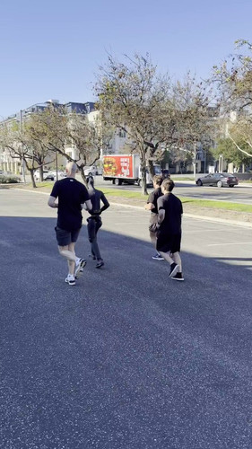 BXS5v4e6goy 26CK.jpg