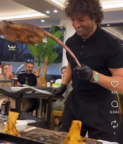 qP vrvU55b0OboEs.jpg