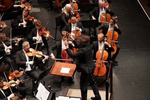 G u1V5hbAAAr7iu?format=jpg.jpg