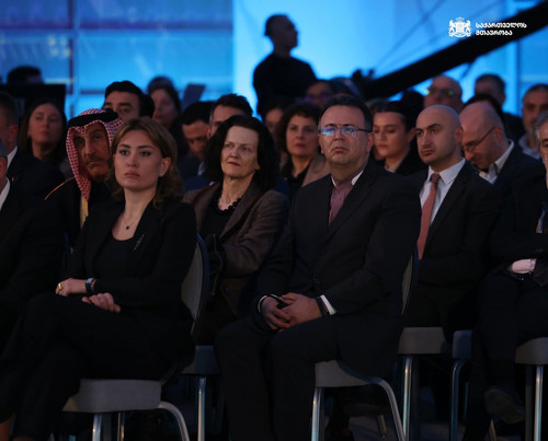 G vw8boW8AAympo?format=jpg.jpg