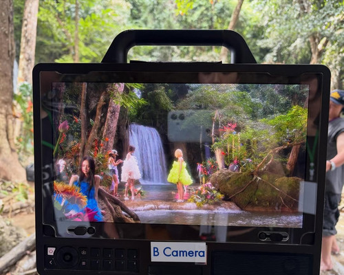 G lHmyLaUAAA4XY?format=jpg.jpg