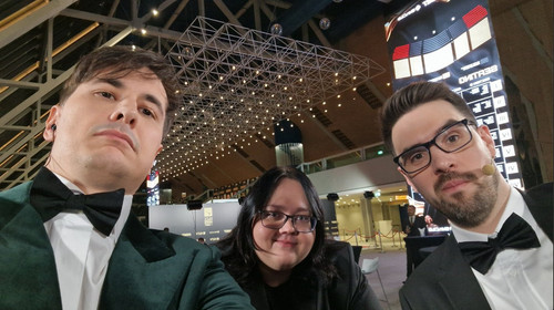 ApplicationFrameHost nysRVrsym6.jpg